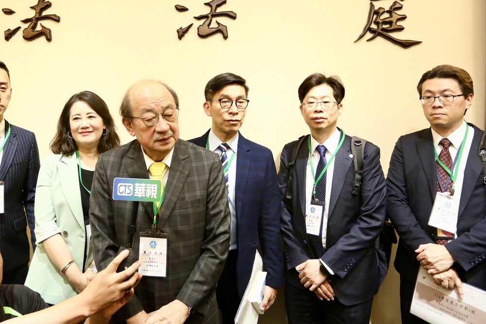 憲法法庭今（12日）舉行說明會，民進黨團主張，修法過程均充分表達反對，聲請符合規定。（王侑聖攝）